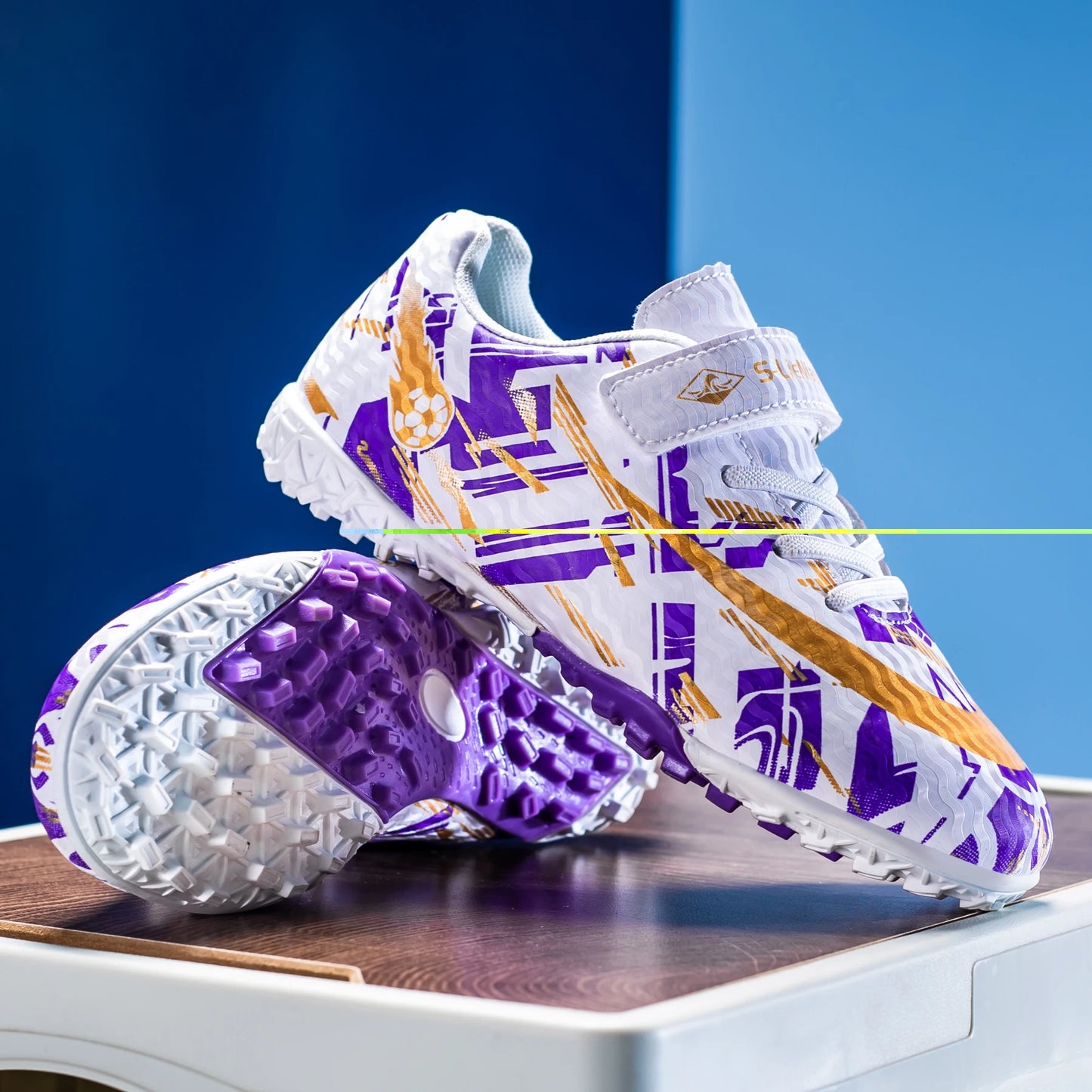 Kids Football Boots Soccer Shoes FG/TF School Football Boots Boys Girls Cleats Grass Sneakers Child Outdoor Athletic Training