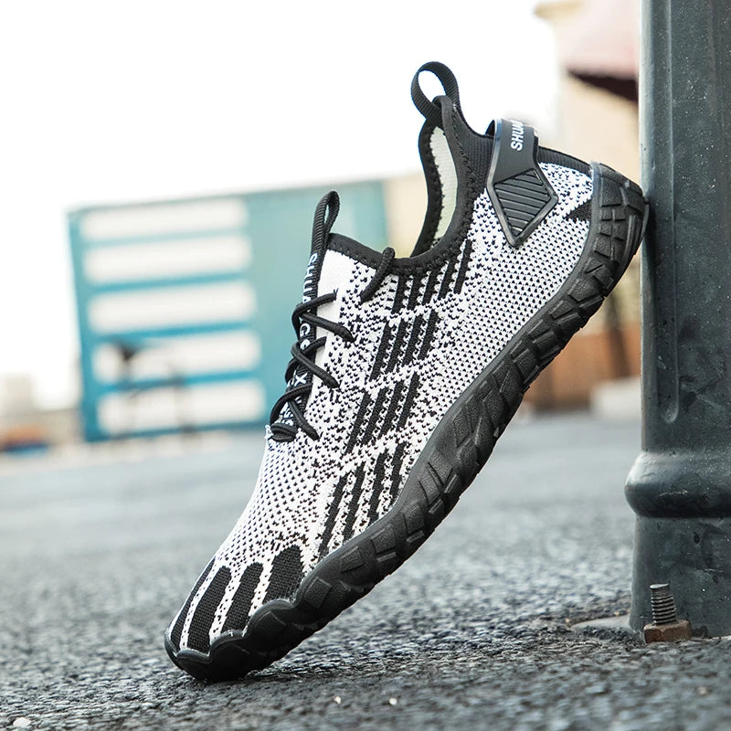 Water Shoes for Men Barefoot Beach Shoes Breathable Sport Shoes Quick Dry River Whtie Sea Aqua Sneakers Soft Beach Sneakers