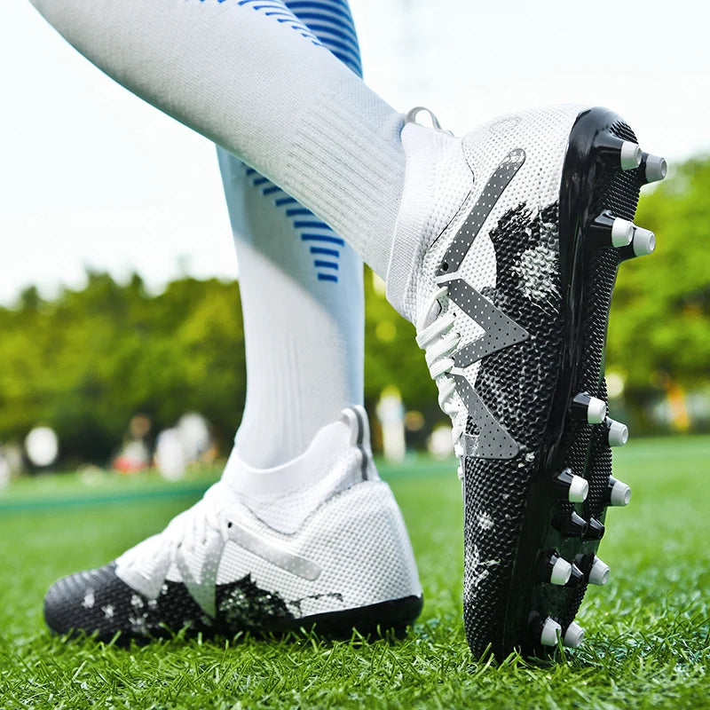 Chaussures de football pour hommes, crampons de terrain professionnels, résistants, décontractés, antidérapants, de haute qualité.
