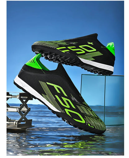 Nouvelles chaussures de football pour hommes, baskets antidérapantes, chaussures d'entraînement, bottes de football très vendues, crampons légers de haute qualité pour matchs sur gazon, mi-hautes pour l'extérieur