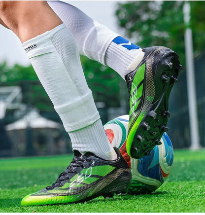Nouvelles chaussures de football pour hommes, chaussures de sport d'extérieur, chaussures de match professionnelles, baskets antidérapantes, chaussures de football d'entraînement, chaussures ultralégères unisexes