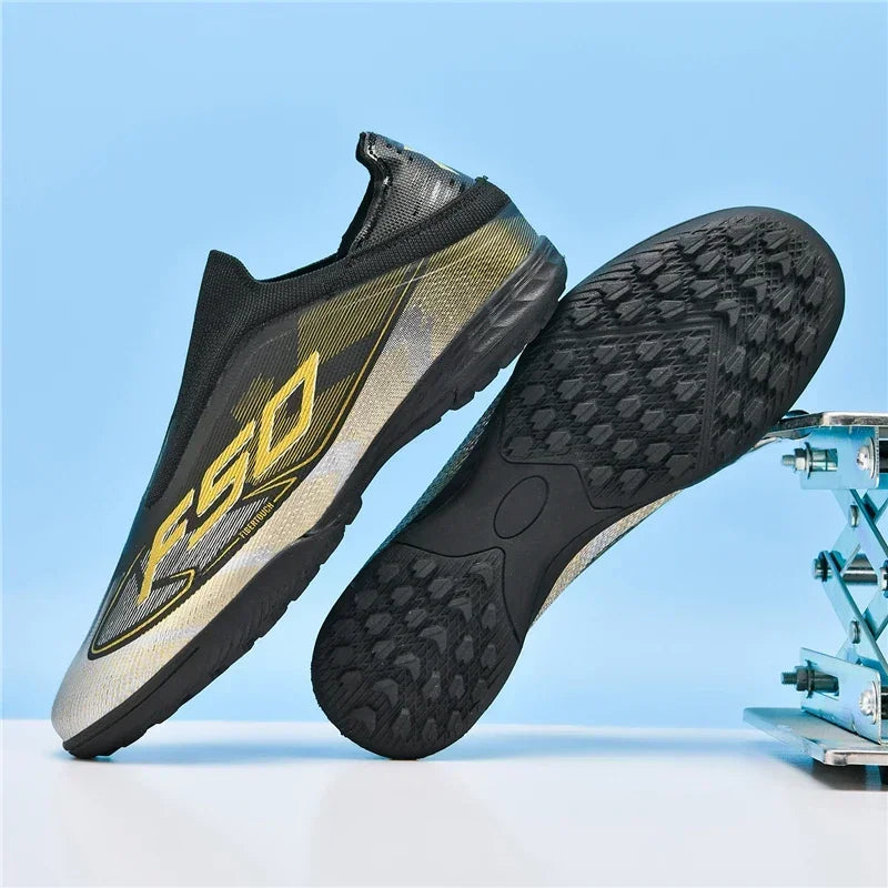 Nouvelles chaussures de football pour hommes, chaussures de futsal antidérapantes pour matchs en extérieur, chaussures de soccer ultralégères, chaussures de sport de haute qualité, chaussures à cheville haute et respira
