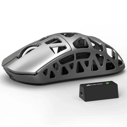 ATTACK SHARK R3 геймърска мишка от магнезиева сплав 8K SUPERLIGHT 8000Hz 6 регулируеми DPI до 26000 PAW3395 BT/2.4G безжична/жична