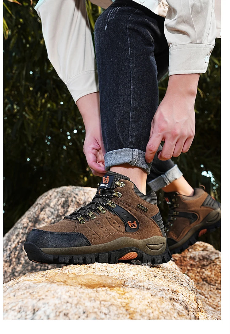 Outdoor Waterproof Hiking Boots Men's Women's Spring And Autumn Hiking Wear-resistant Mountain Sports Boots Hunting Sports Shoes