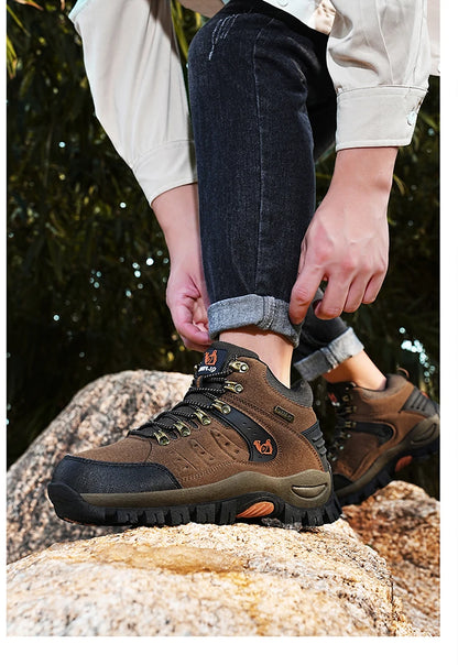 Outdoor Waterproof Hiking Boots Men's Women's Spring And Autumn Hiking Wear-resistant Mountain Sports Boots Hunting Sports Shoes