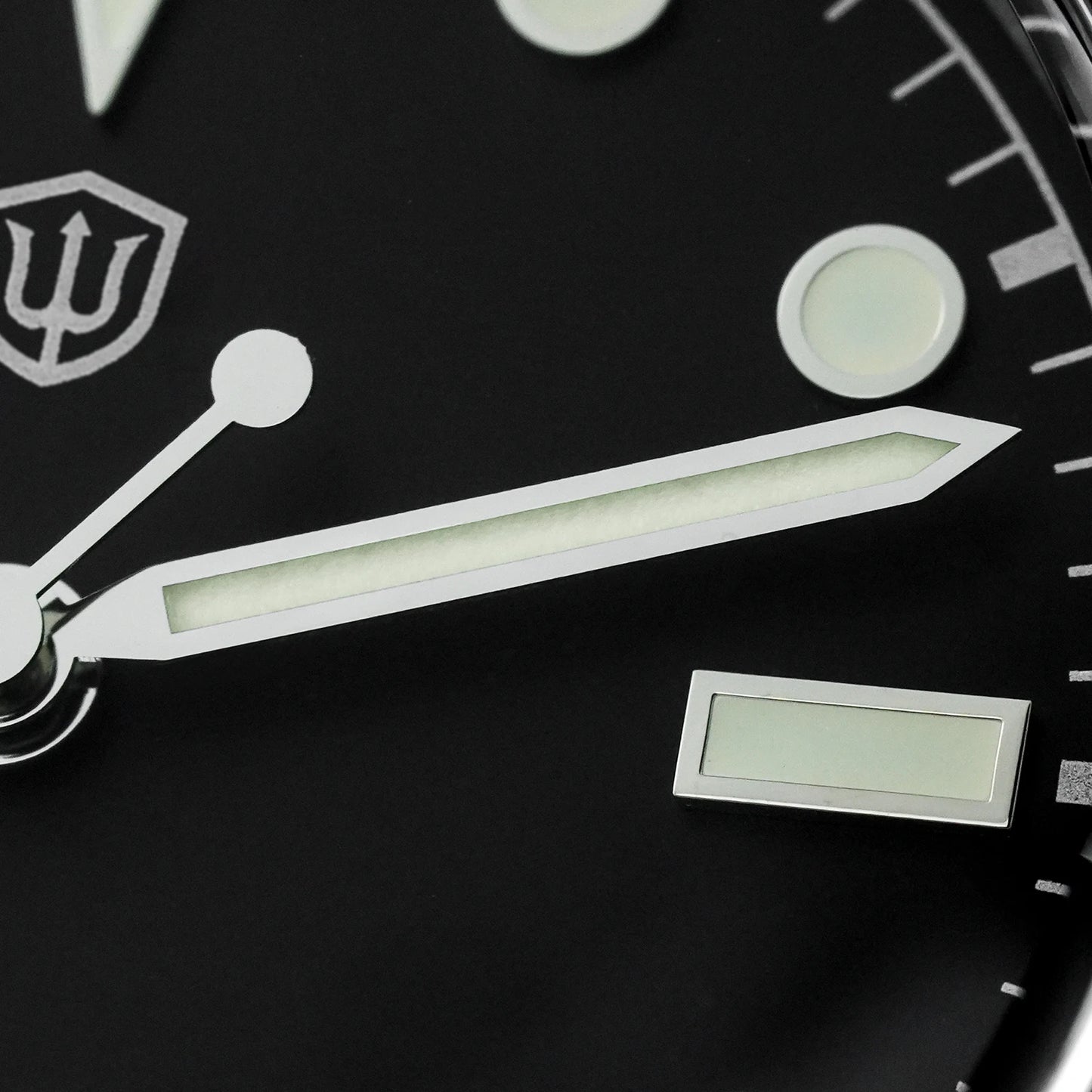 Watchdives WD7922 Quartz Watch Men VH31 Movement Sapphire Crystal 200m Waterproof Wristwatch Luminous 37mm Vintage BB54 Watches