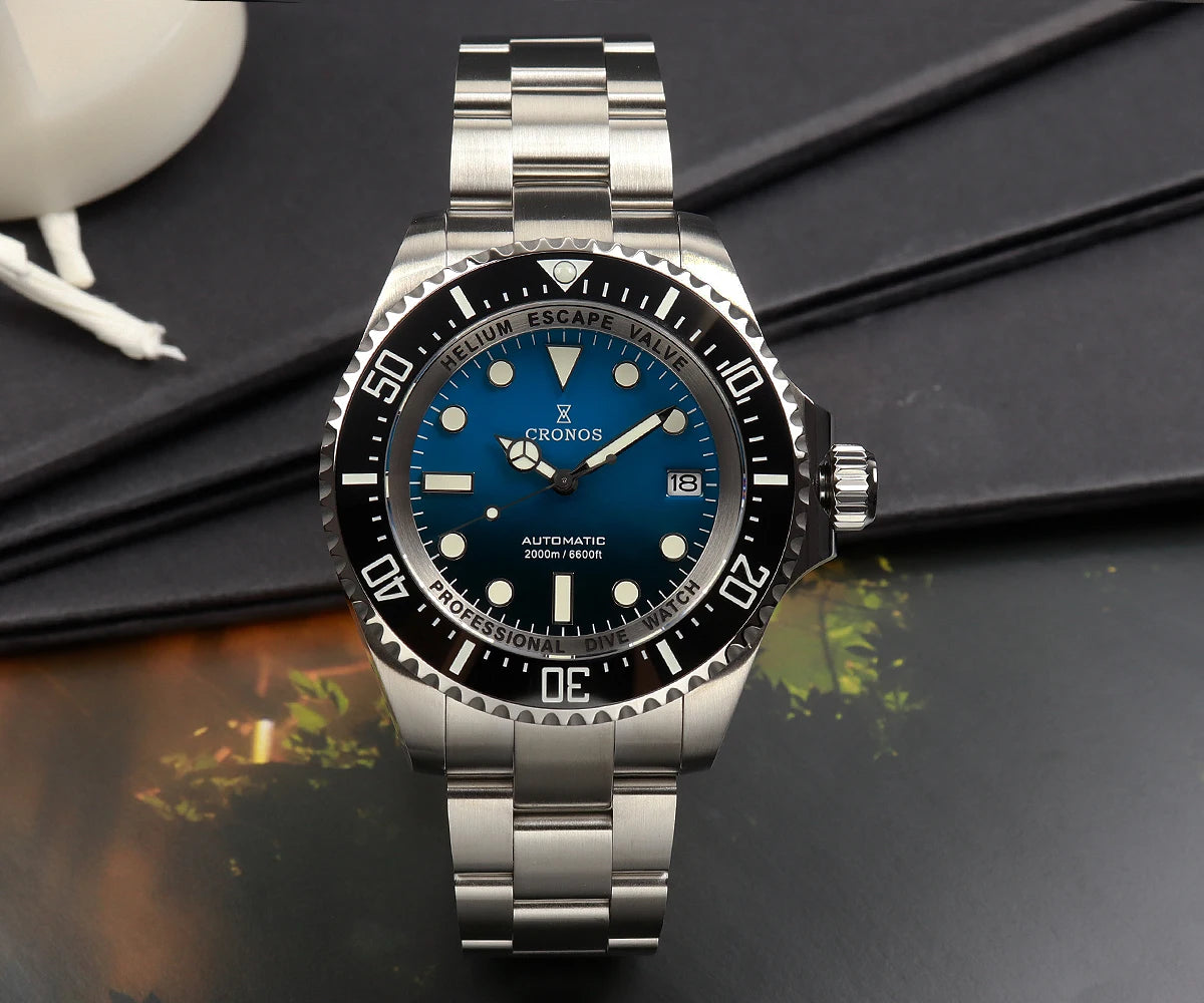 Cronos Automatic Diving Watch Stainless Steel 2000 Meters Water Resistance Professional Diver NH35 L6009M