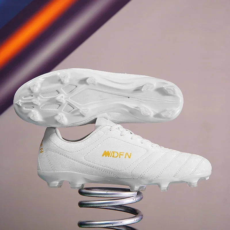New Men Football Boots Match Professional Sneakers Non-slip Soccer Shoes Outdoor Drop Shipping Unisex Training Sport Futsal