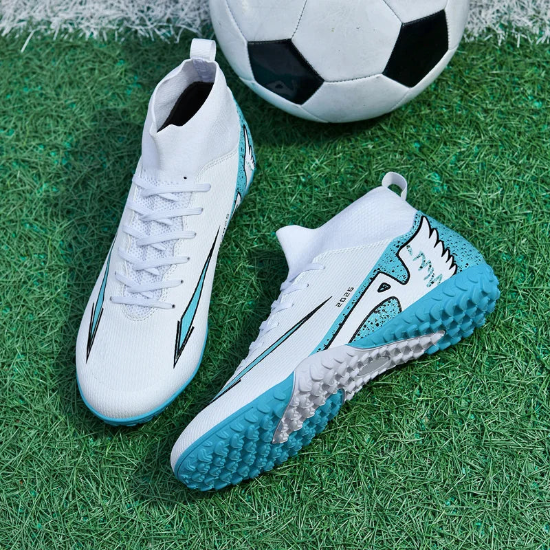 Nouvelles chaussures de football pour hommes, antidérapantes, de haute qualité, ultralégères, pour l'extérieur et l'intérieur, chaussures de sport à haute cheville, futsal antidérapantes