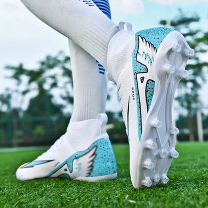 New Men’s Soccer Shoes High-Quality Indoor Football Boots Sports Shoes Futsal High Ankle Non-Slip Outdoor Ultralight Non-Slip