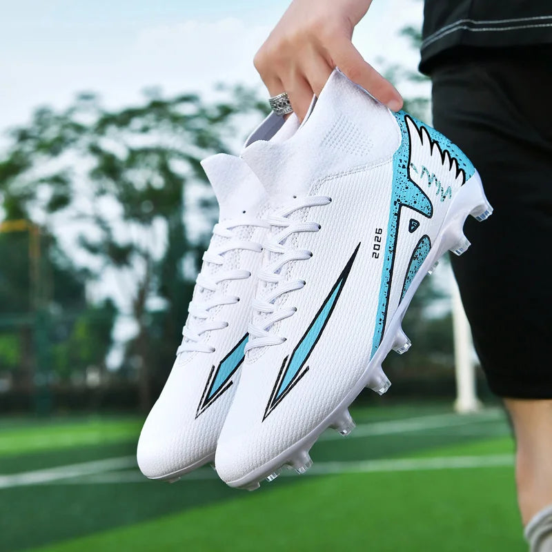 New Men’s Soccer Shoes High-Quality Indoor Football Boots Sports Shoes Futsal High Ankle Non-Slip Outdoor Ultralight Non-Slip