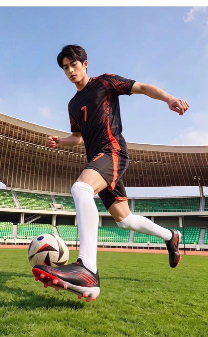 Nouvelles chaussures de football pour hommes TF/FG, chaussures de football professionnelles de haute qualité, chaussures de futsal unisexes pour femmes, vente chaude, crampons ultralégers, baskets.