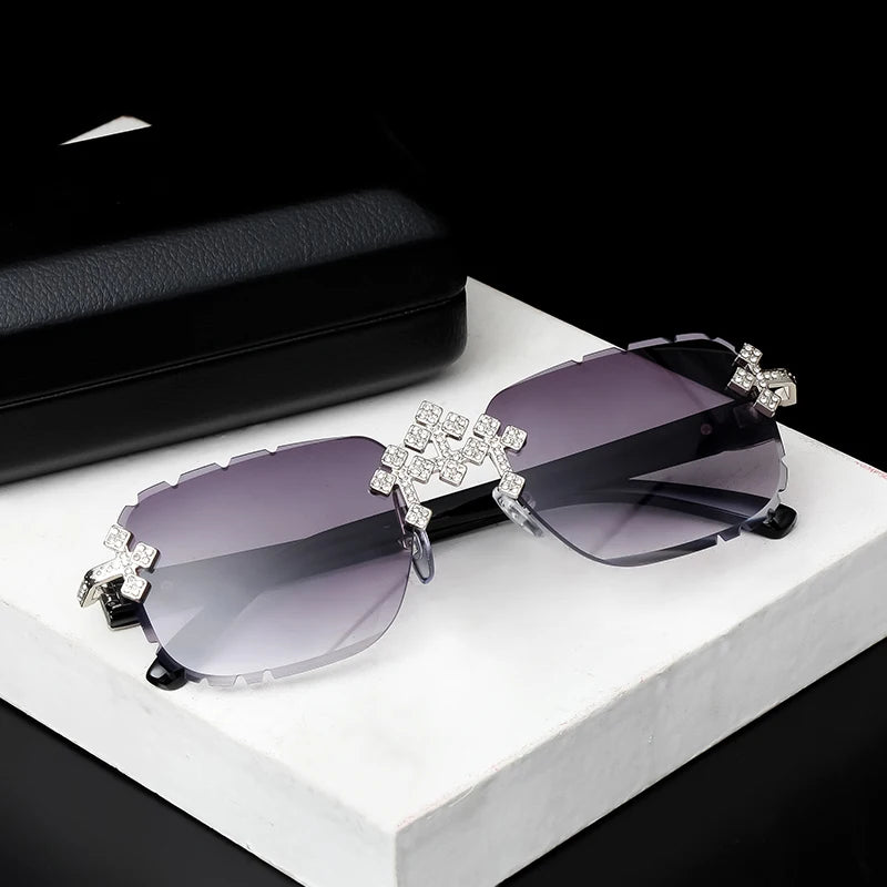 Fashion Square – kantlösa solglasögon för kvinnor med korsformad diamantmönstrad metallram, lyxiga glasögon med slipade linser, UV400-skydd, solglasögon
