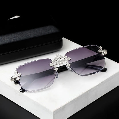 Fashion Square – kantlösa solglasögon för kvinnor med korsformad diamantmönstrad metallram, lyxiga glasögon med slipade linser, UV400-skydd, solglasögon