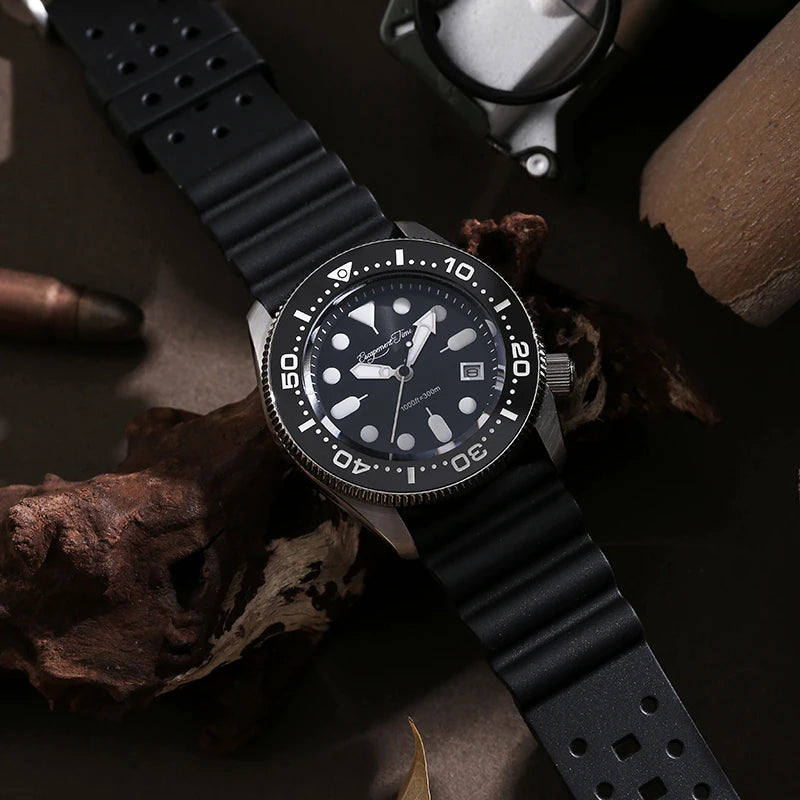 【Escapement Time】Quartz 2S60 Movement Diver Water Sapphire Ceramic Bezel BGW9 300M Waterproof The battery lasts for ten years