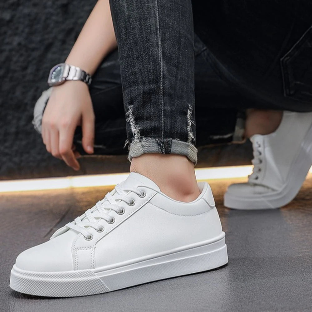 Nejprodávanější módní pánské boty na skateboard, trendy bílé boty, studentské sportovní a volnočasové boty, univerzální pánské boty