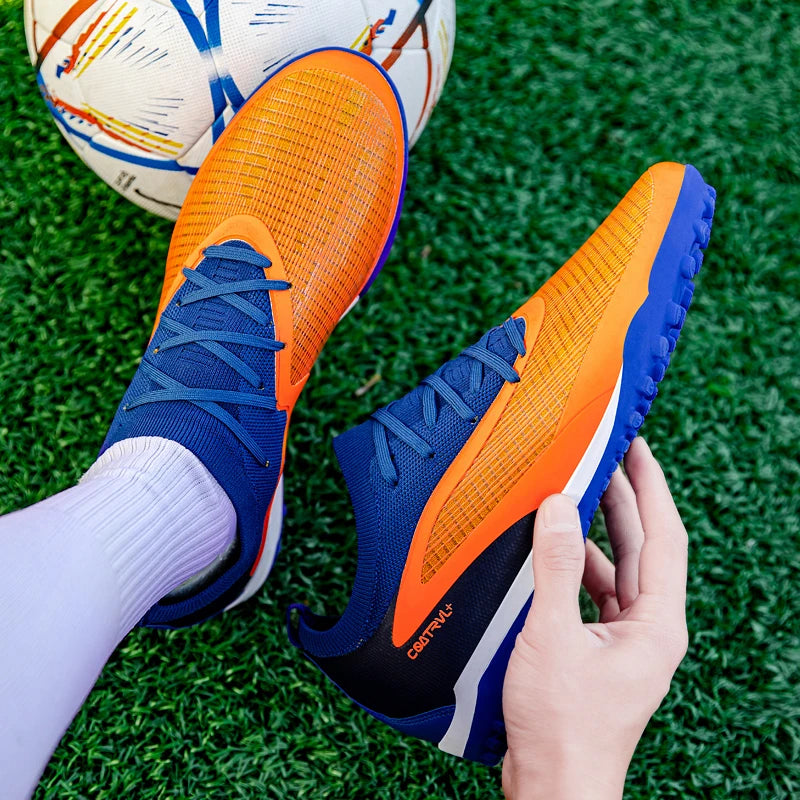 New Men Soccer Shoes Professional Society Turf Training Football Field Boots Non-Slip TF/FG Indoor Football Shoes 32-45