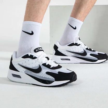 Nike Rear-Cushioning Visible Air Cushion Soft-Soled Outdoor Men's Running Shoes, New Lightweight and Comfortable Everyday Walking and Sports Running Shoes, Air Max Solo Series Fashionable Black and White Panda Color Versatile