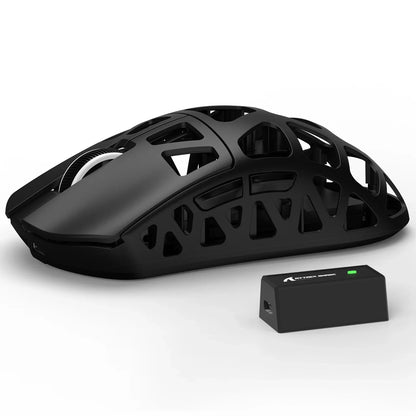 ATTACK SHARK R3 геймърска мишка от магнезиева сплав 8K SUPERLIGHT 8000Hz 6 регулируеми DPI до 26000 PAW3395 BT/2.4G безжична/жична