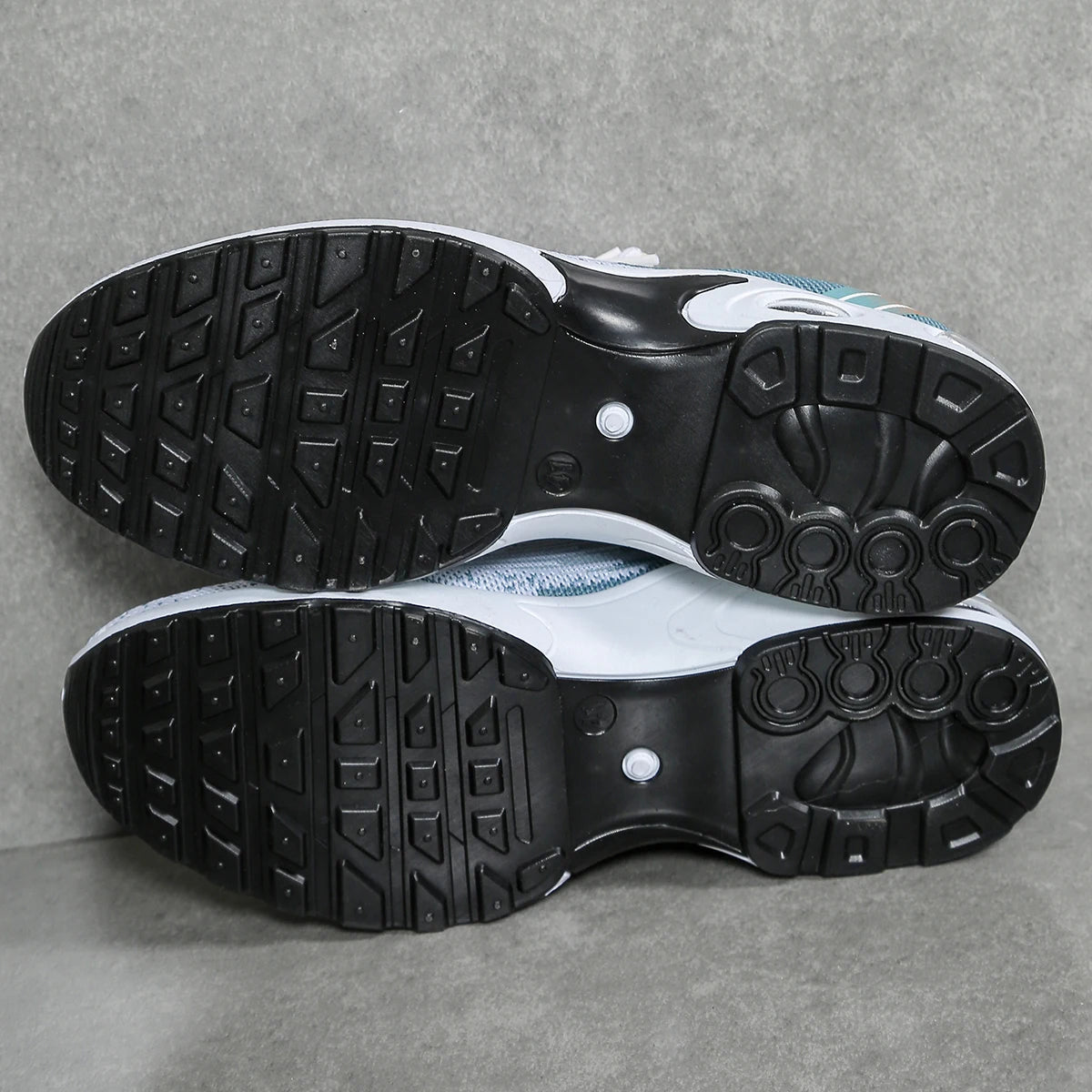 Men's shoes Autumn Men's casual shoes: Fashionable versatile breathable mesh casual sports shoes Affordable Free shipping