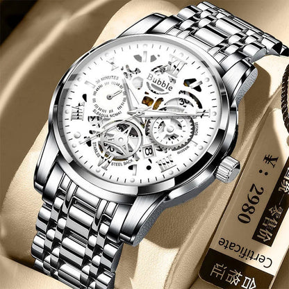Montre pour homme UTHAI – Modèle tendance, haut de gamme, style « luxe accessible » et polyvalent ; montre à quartz étanche, dotée d'un cadran ajouré avec chiffres romains.