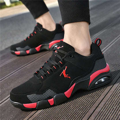 Chaussures de sport pour hommes, confortables, en cuir, pour le sport de plein air, nouvelles chaussures de tennis, classiques, noires, décontractées, légères, pour la marche