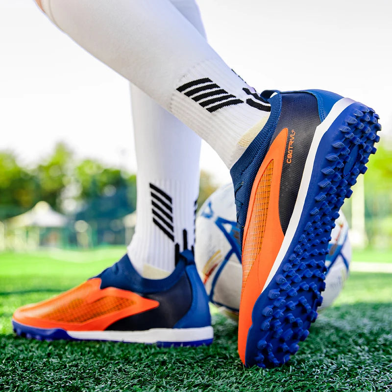 New Men Soccer Shoes Professional Society Turf Training Football Field Boots Non-Slip TF/FG Indoor Football Shoes 32-45