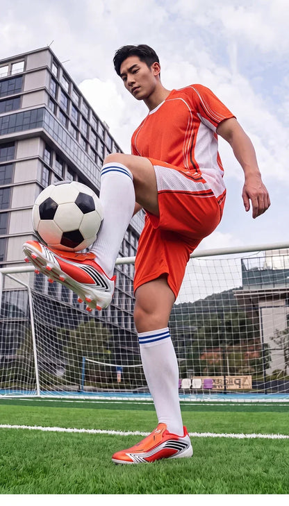 Nouvelles chaussures de football pour hommes, baskets de futsal, crampons antidérapants de haute qualité pour intérieur, chaussures de football à crampons très vendues, chaussures de match pour terrain gazon, chaussures