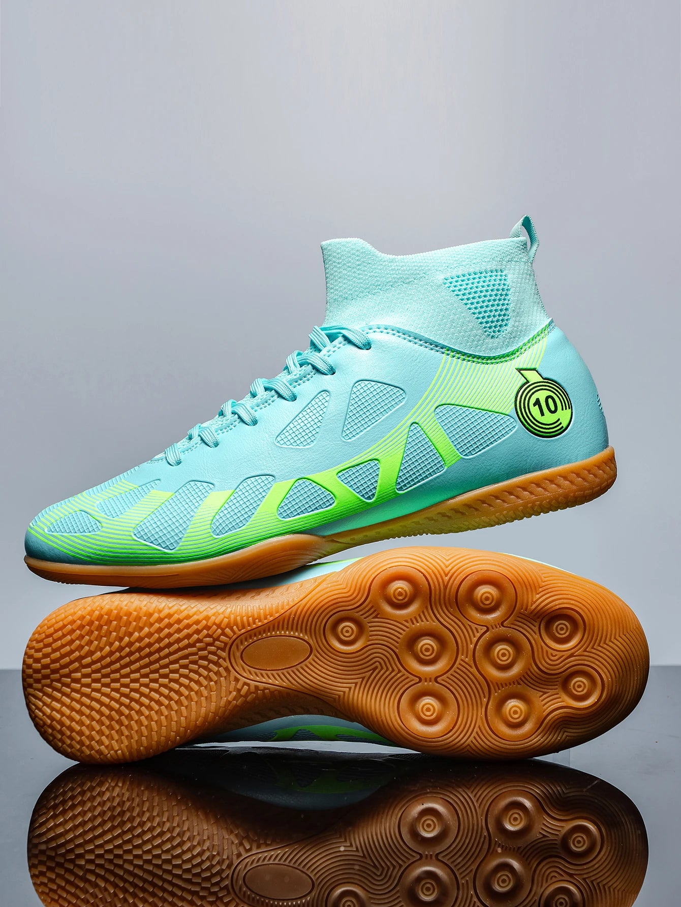 2026 New Professional Indoor Flat Bottomed Football Shoes Teenagers Durable Comfortable Training Shoes Adult Non Slip Soccer Sho