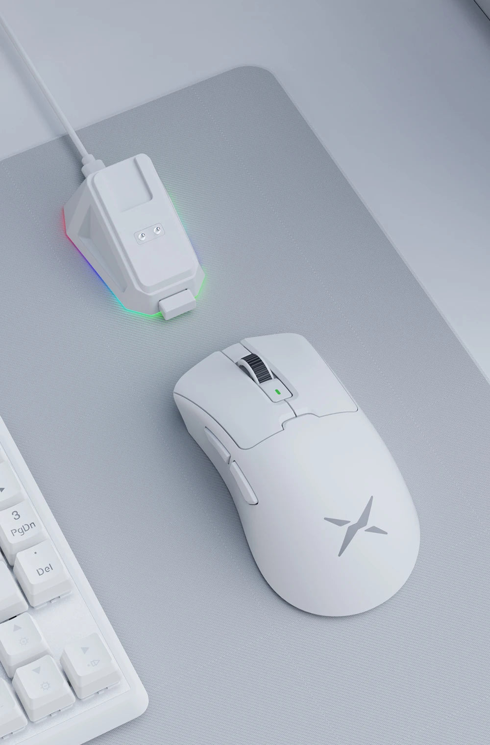 Delux M900Pro Ergonomic Wireless Gaming Mouse 8K PAW3395 Magnetic RGB Charging Dock Rechargeable Wired Mice  For Big Hand PC