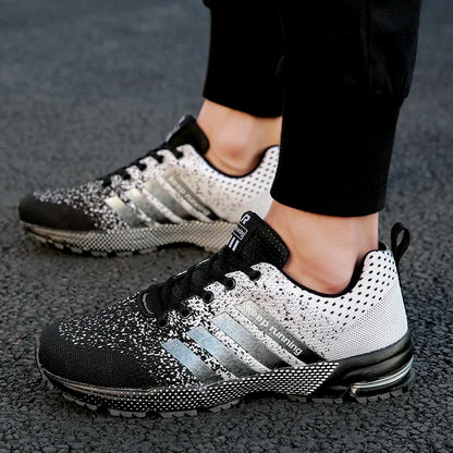 Men's and Women's Flats Fashion Casual Sneakers Couple Walking Shoes Plus Size 36-48 Breathable Fitness Running Shoes Men Shoes