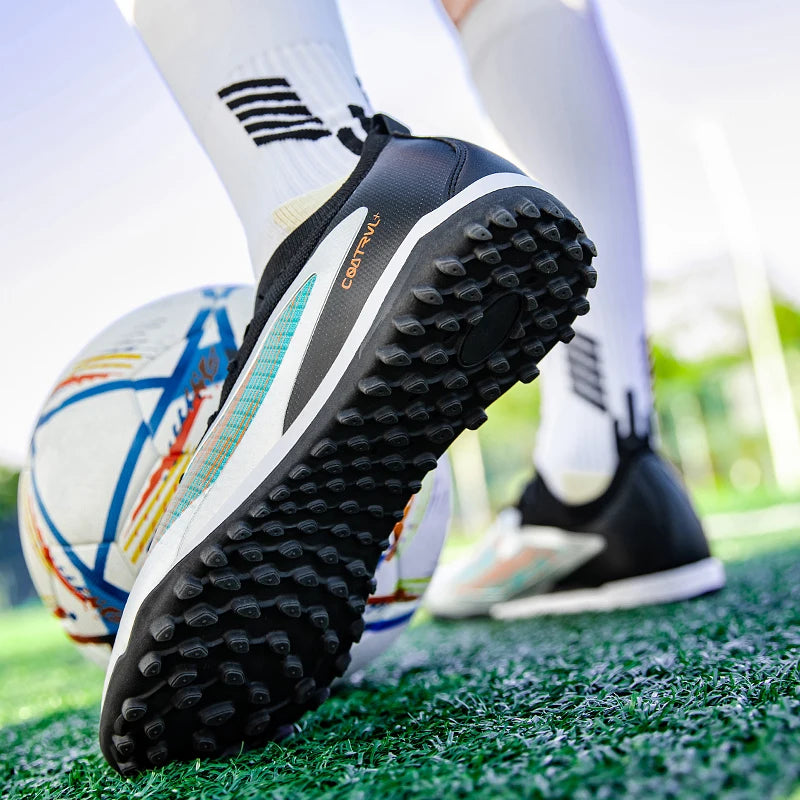 New Men Soccer Shoes Professional Society Turf Training Football Field Boots Non-Slip TF/FG Indoor Football Shoes 32-45