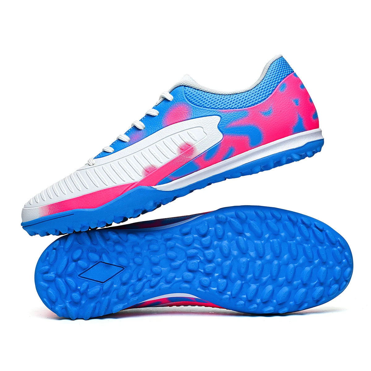 Chaussures d'entraînement unisexes Value Turf Trainers, tige en PU tissé, crampons en caoutchouc TF, antidérapantes, durables et économiques.