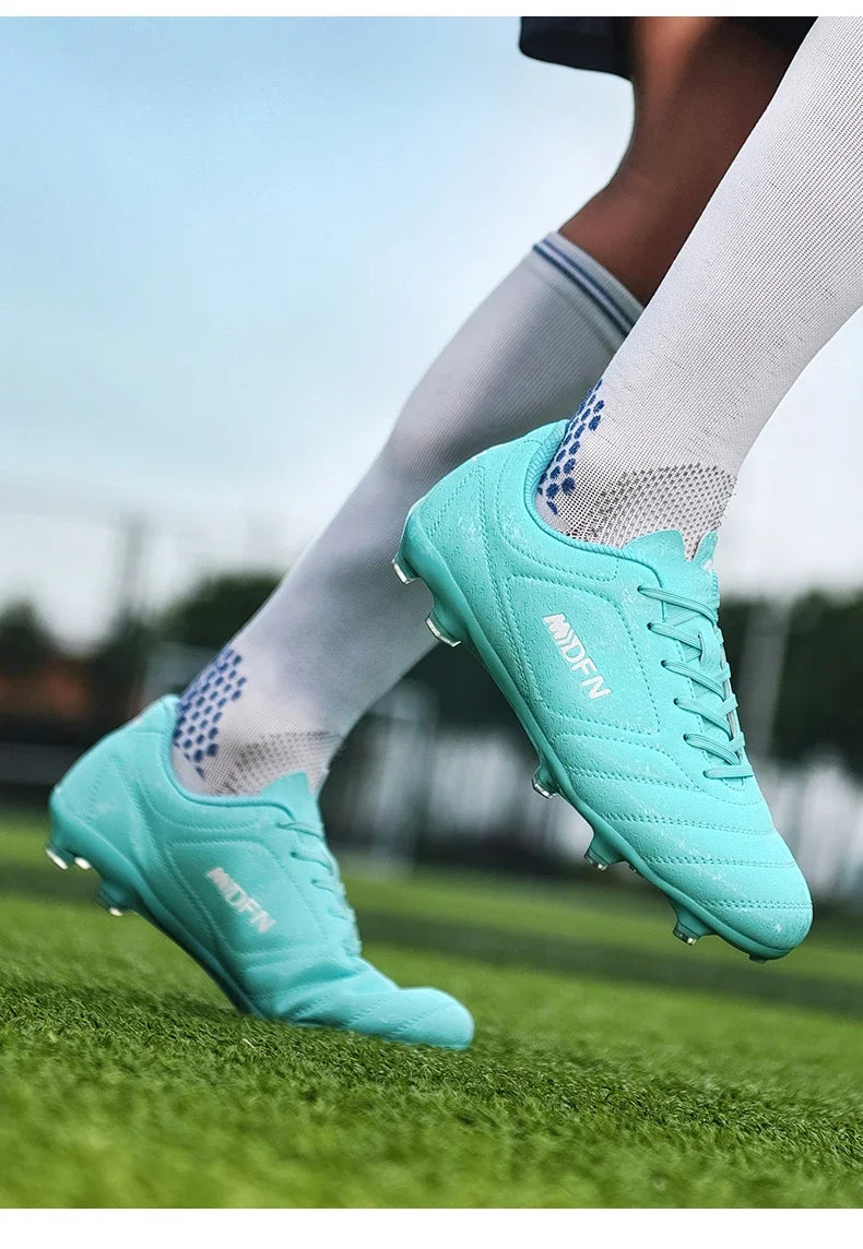 New Men Football Boots Match Professional Sneakers Non-slip Soccer Shoes Outdoor Drop Shipping Unisex Training Sport Futsal
