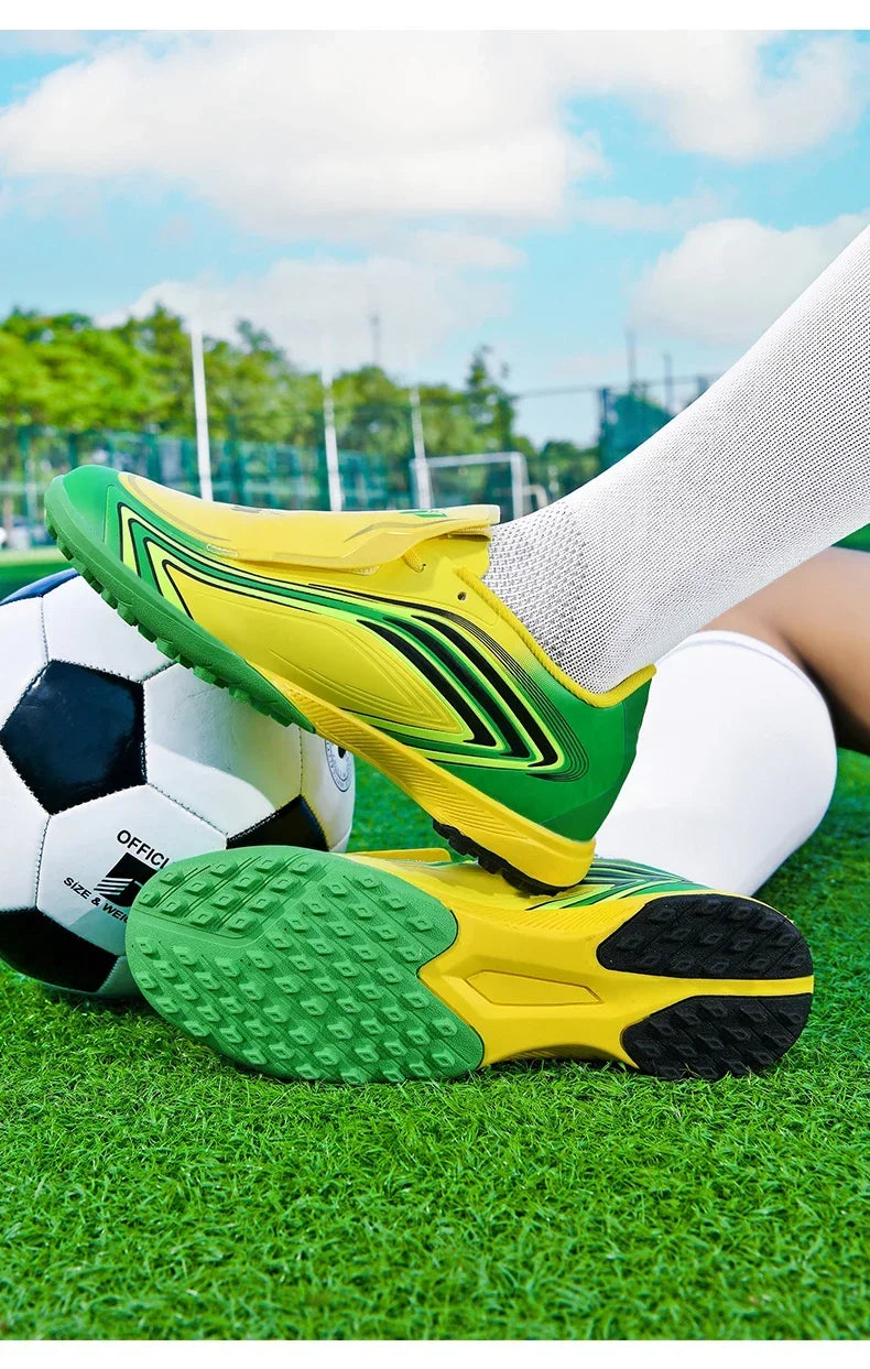 Nouvelles chaussures de football pour hommes, baskets de futsal, crampons antidérapants de haute qualité pour intérieur, chaussures de football à crampons très vendues, chaussures de match pour terrain gazon, chaussures