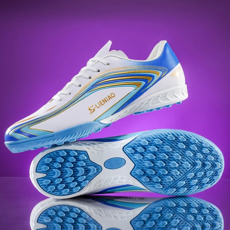 Nouvelles chaussures de football pour hommes, baskets de haute qualité, crampons de futsal pour gazon, chaussures de football d'intérieur très vendues, chaussures d'entraînement antidérapantes pour l'extérieur
