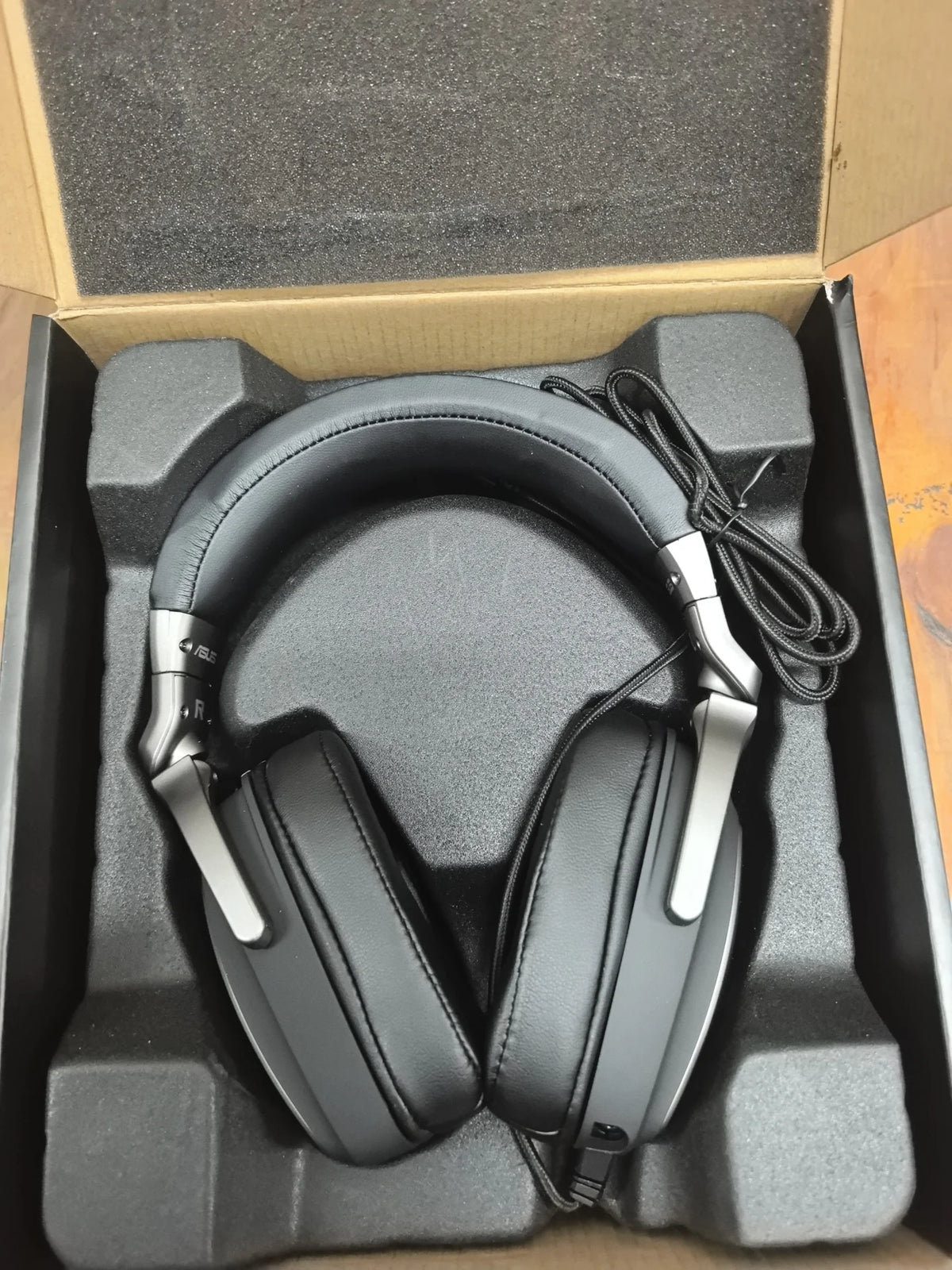 Écouteurs de jeu ASUS Quad-DAC, audio haute résolution, suppression du bruit, écouteurs filaires 3,5 mm avec micro pour PC, téléphone, ordinateur portable