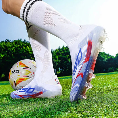 Nouvelles chaussures de football pour hommes, de haute qualité, antidérapantes, légères, très vendues, crampons d'entraînement pour terrain en herbe, mi-hautes, pour les matchs en extérieur, chaussures de sport.