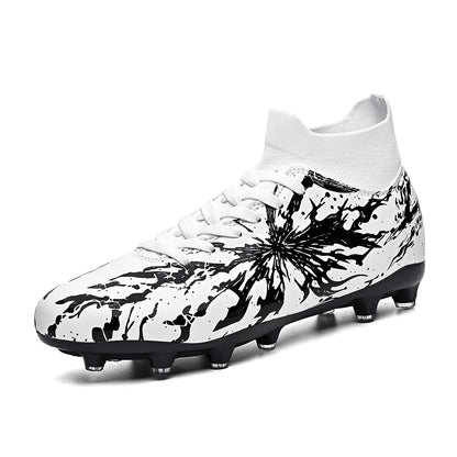 Chaussures de football pour hommes, modèle AG FG, design aérodynamique et léger, excellente adhérence, idéales pour les entraînements quotidiens sur gazon et les matchs de l’équipe de football scolaire.