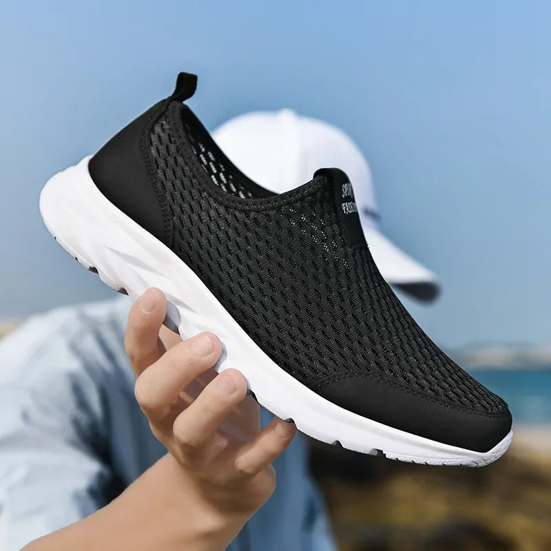 Men's and Women's Flats Fashion Casual Sneakers Couple Walking Shoes Plus Size 36-48 Breathable Fitness Running Shoes Men Shoes