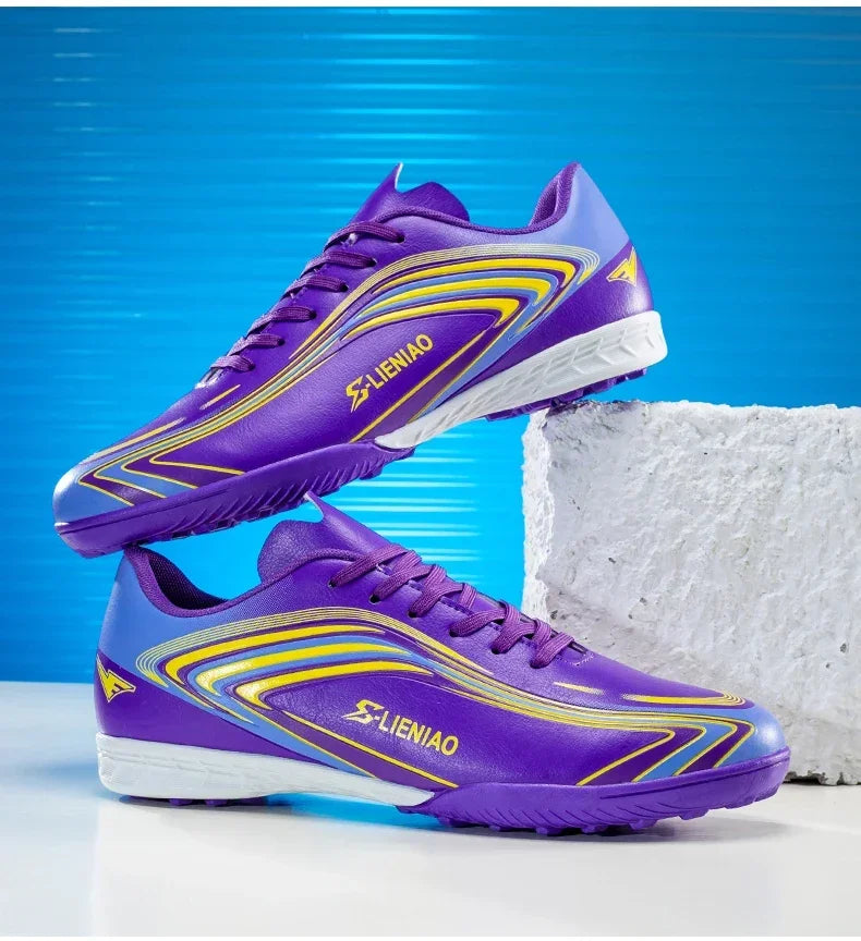 Nouvelles chaussures de football pour hommes, baskets de haute qualité, crampons de futsal pour gazon, chaussures de football d'intérieur très vendues, chaussures d'entraînement antidérapantes pour l'extérieur