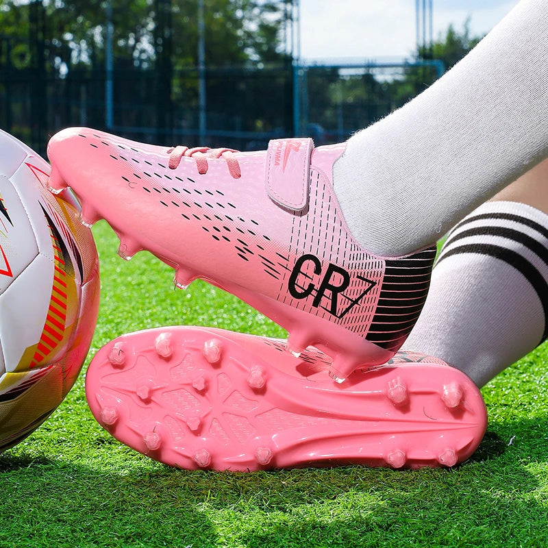 Nouvelles chaussures de football montantes à crampons longs pour adolescents et étudiants, adaptées aux garçons et aux filles, élégantes, durables et tendance