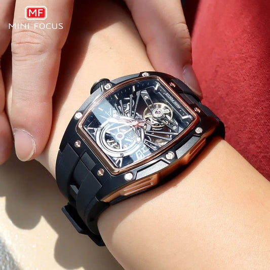MINI FOCUS Herren-Armbanduhr, modische schwarze, wasserdichte mechanische Automatikuhr mit leuchtenden Zeigern, Silikonarmband und Tonneau-Zifferblatt
