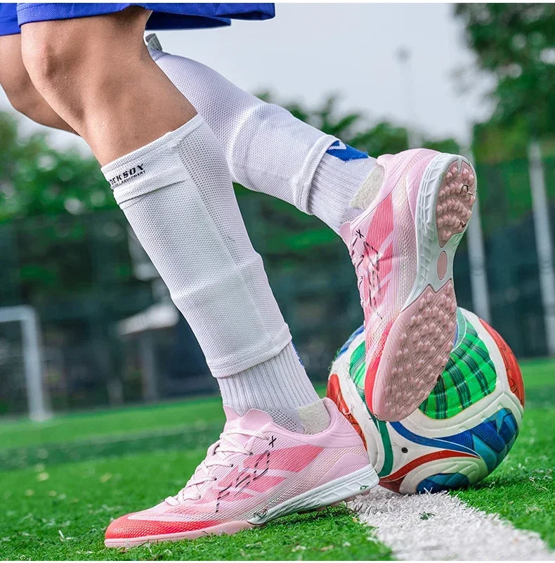 Nouvelles chaussures de football pour hommes, chaussures de sport d'extérieur, chaussures de match professionnelles, baskets antidérapantes, chaussures de football d'entraînement, chaussures ultralégères unisexes