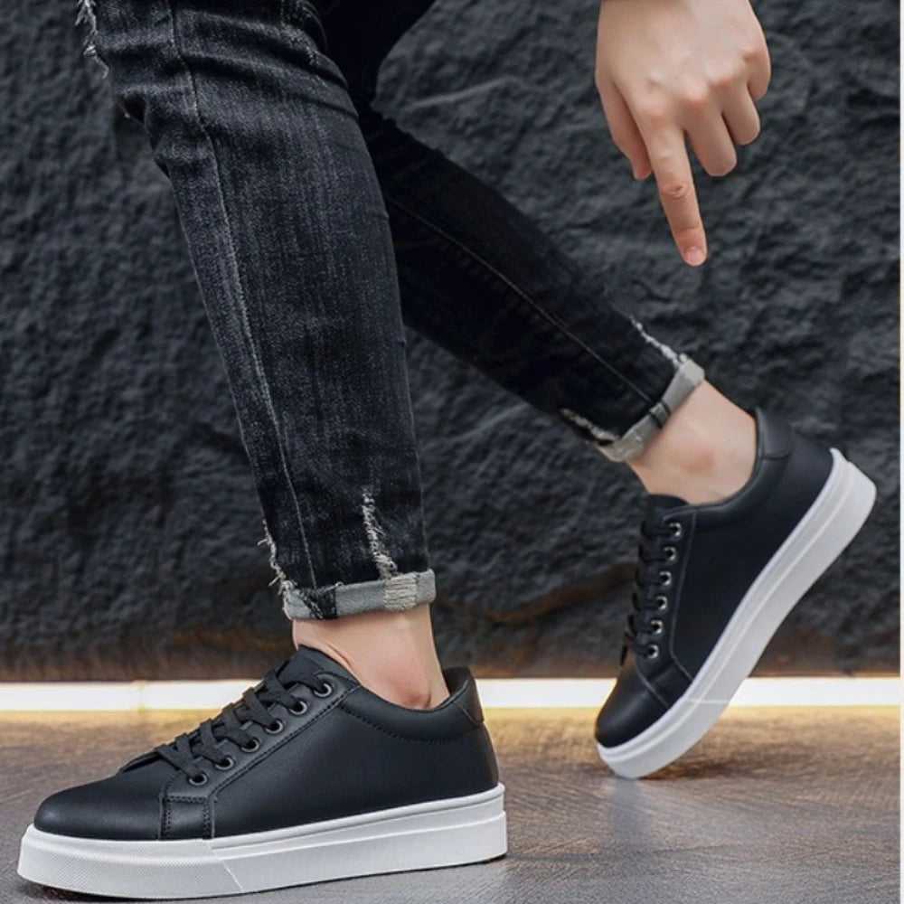 Nejprodávanější módní pánské boty na skateboard, trendy bílé boty, studentské sportovní a volnočasové boty, univerzální pánské boty