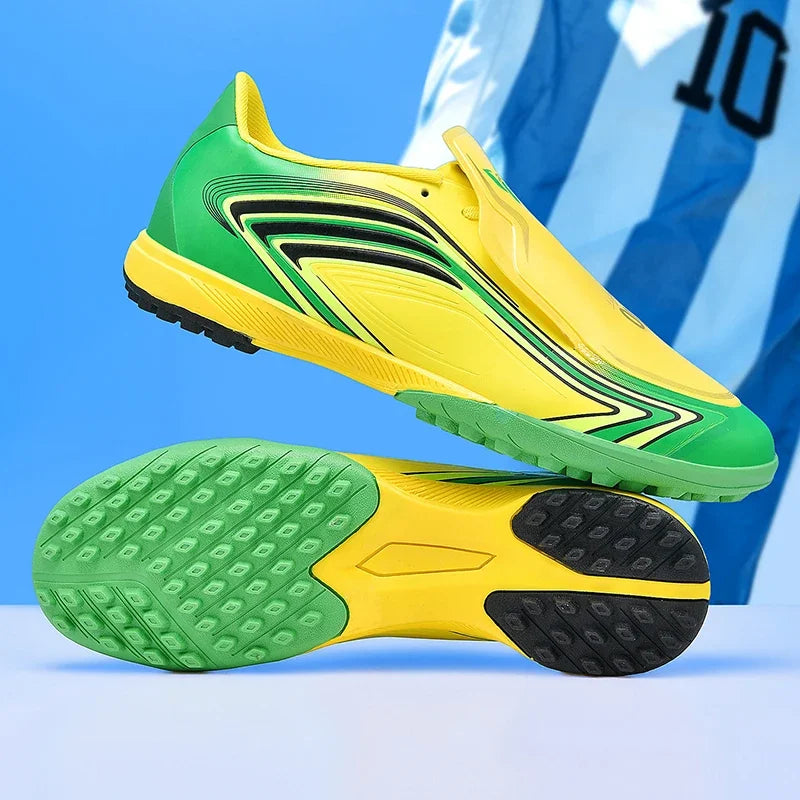 Nouvelles chaussures de football pour hommes, baskets de futsal, crampons de haute qualité, antidérapantes, chaussures de football d'intérieur, pour terrain synthétique, best-seller, montantes, pour extérieur