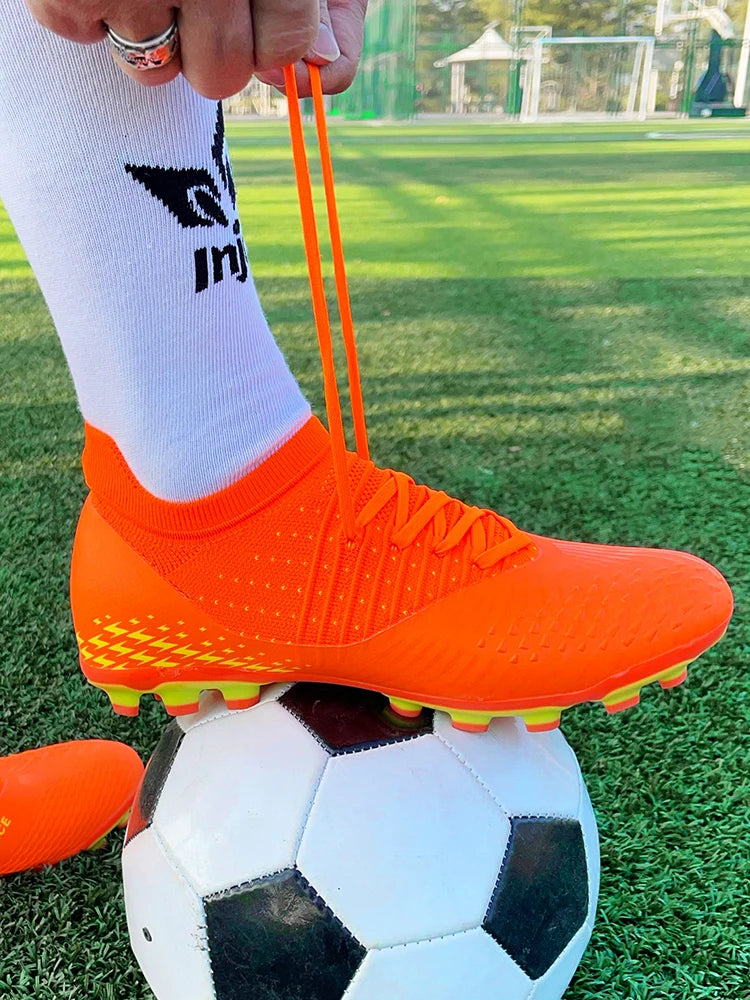 Men Football Cleats Fashion Youth Soccer Shoes Knit Football Training Trainers Breathable Society Campo Non Slip Sports Footwear