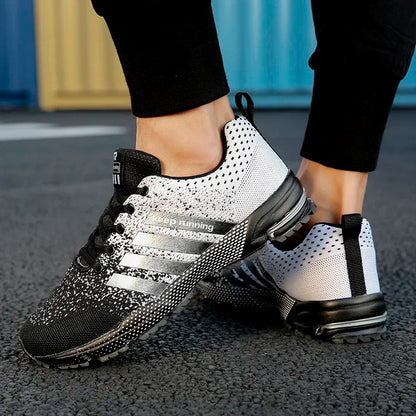 Men's and Women's Flats Fashion Casual Sneakers Couple Walking Shoes Plus Size 36-48 Breathable Fitness Running Shoes Men Shoes