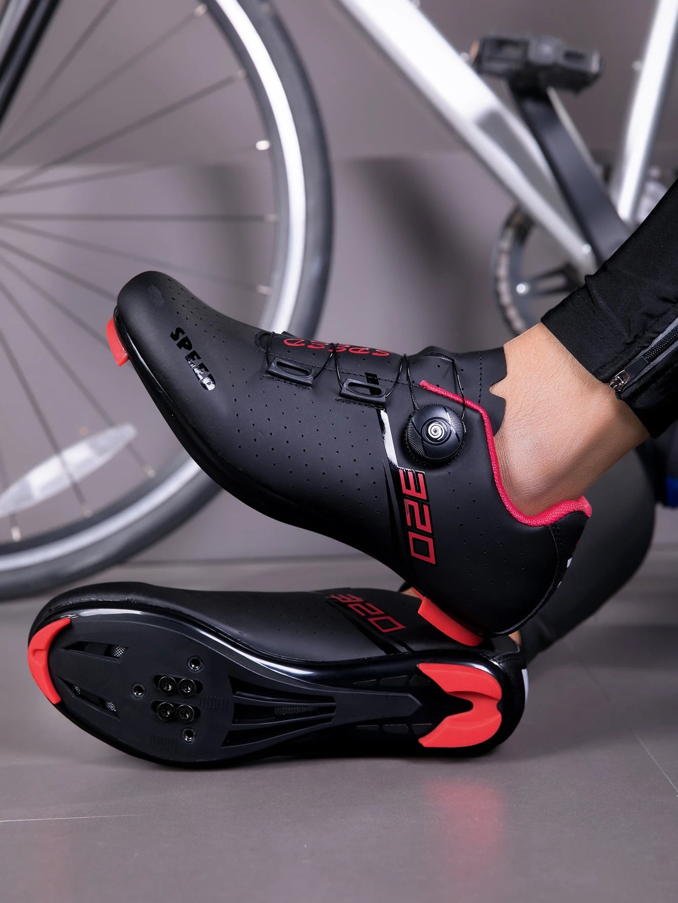 Men Cycling Shoes Road Cycling Sports Shoes Women MTB Racing Competition Self-Locking Cycling Shoes Spd Cleats Cycling Shoes