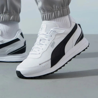 PUMA Road Rider Chaussures décontractées unisexes à tige basse avec amorti sur plateforme, légères et durables 397432-05